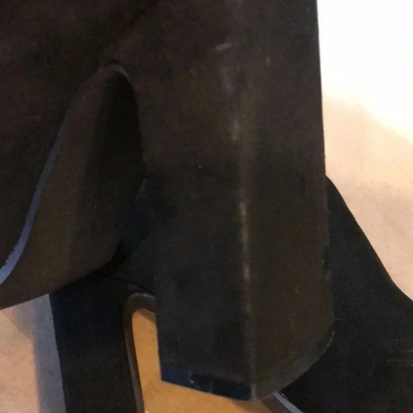 Black Faux Suede Ankle Zip Back Bootie with 4 inch Heel-Size 8 - Picture 7 of 10